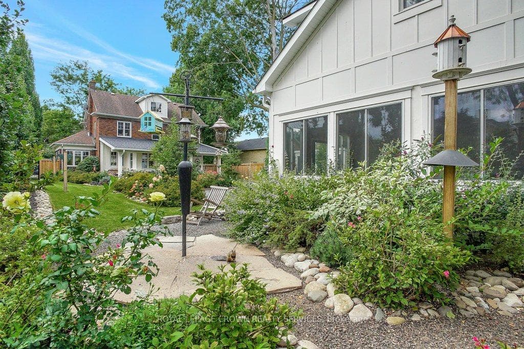 535 Duke Street photo 32