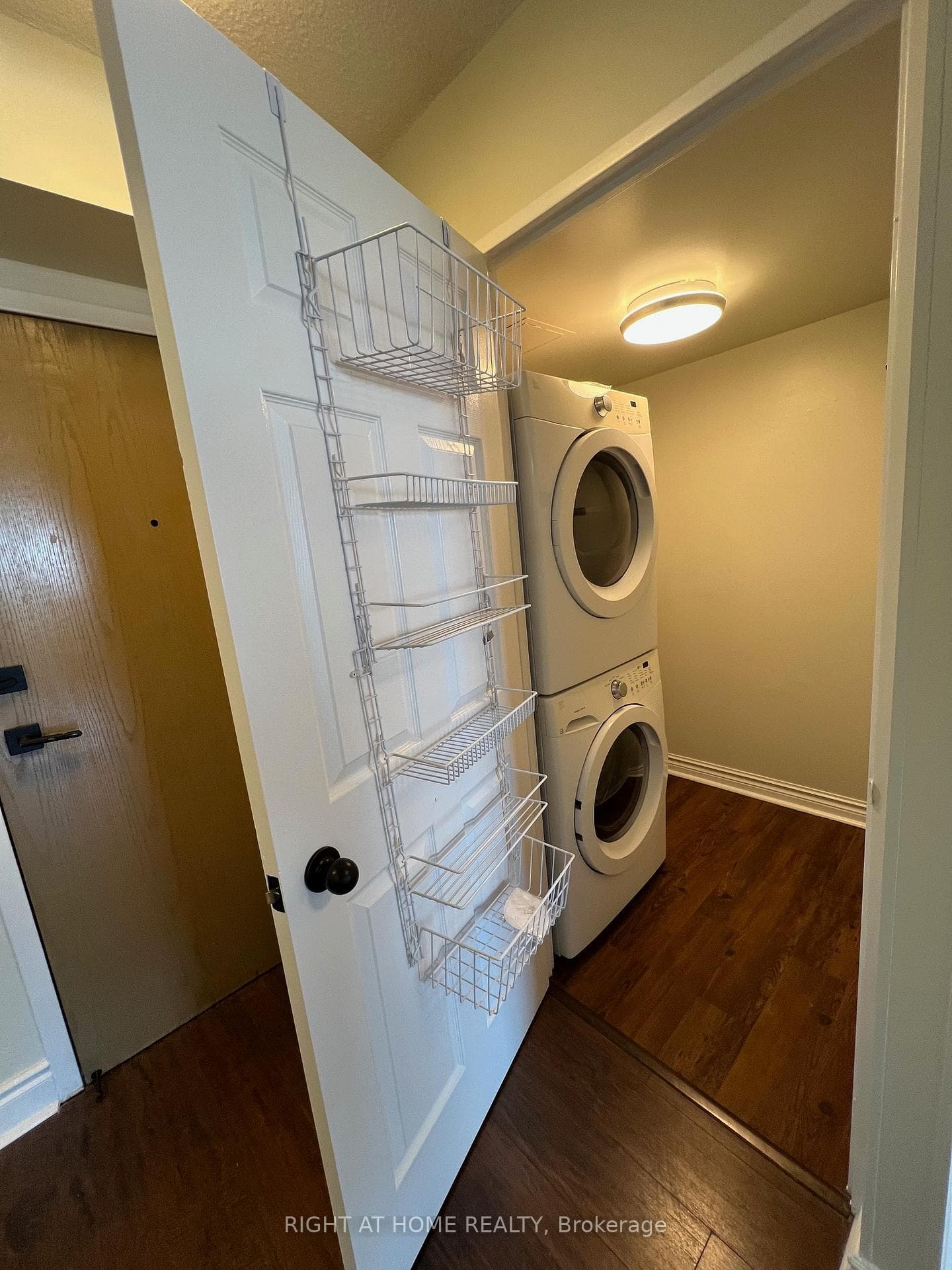 8501 BAYVIEW Avenue Unit 1006 photo 13