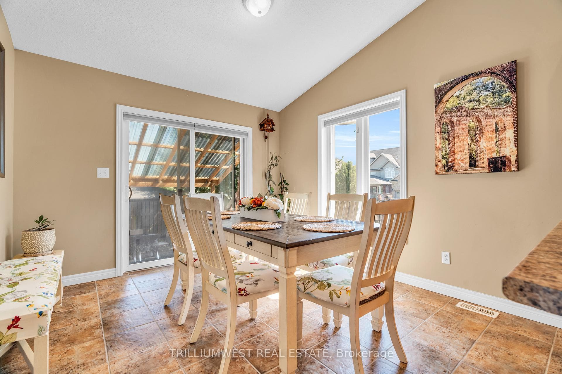 53 Bowen Drive photo 12