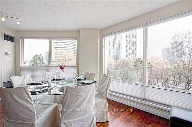 2261 Lake Shore Boulevard Unit 314 photo 10