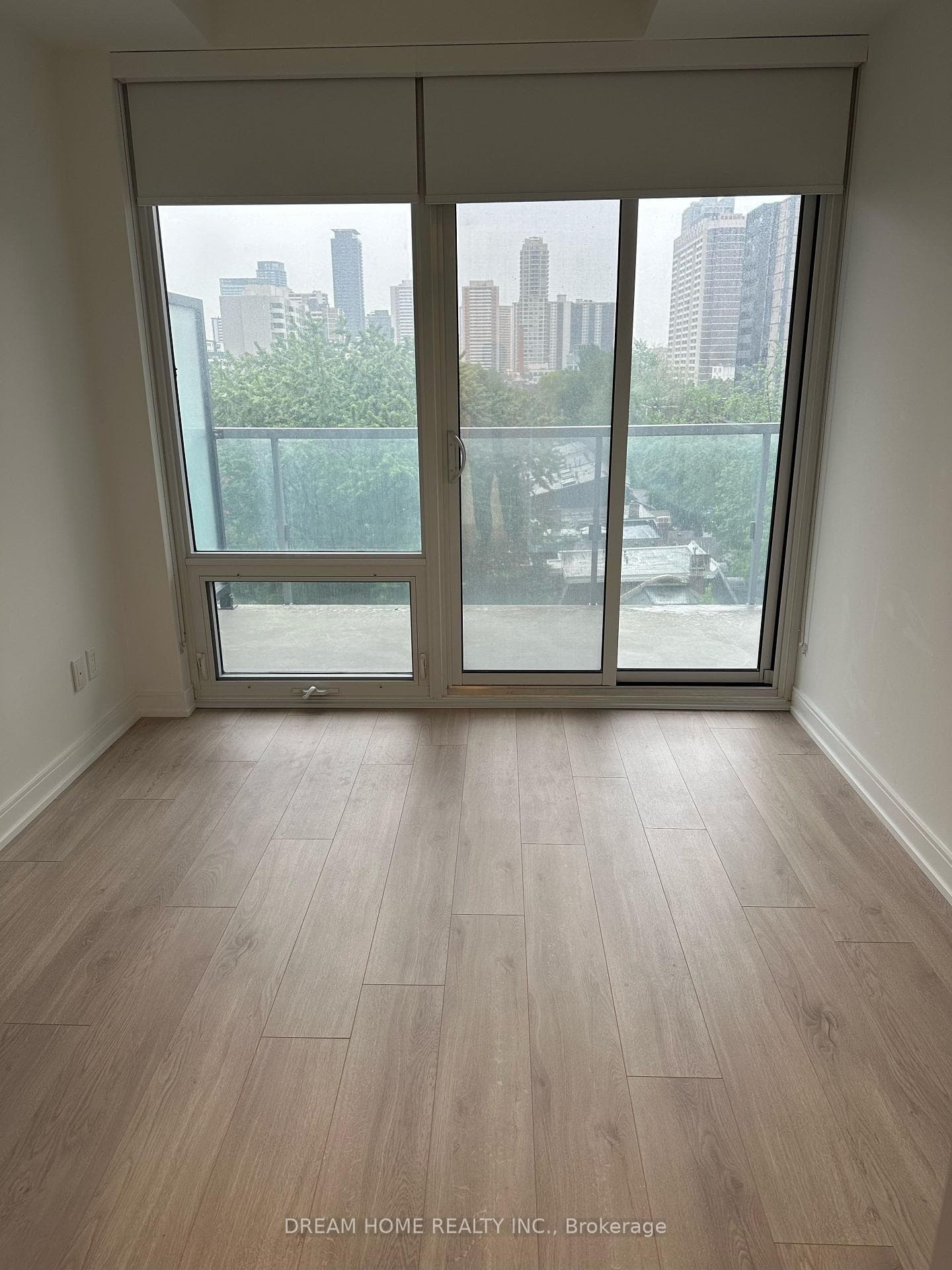 Primary Room (2)