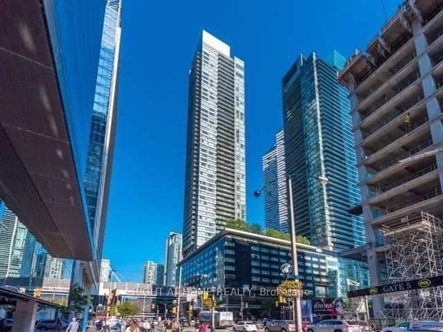 55 Bremner Boulevard Unit 1311 photo 2