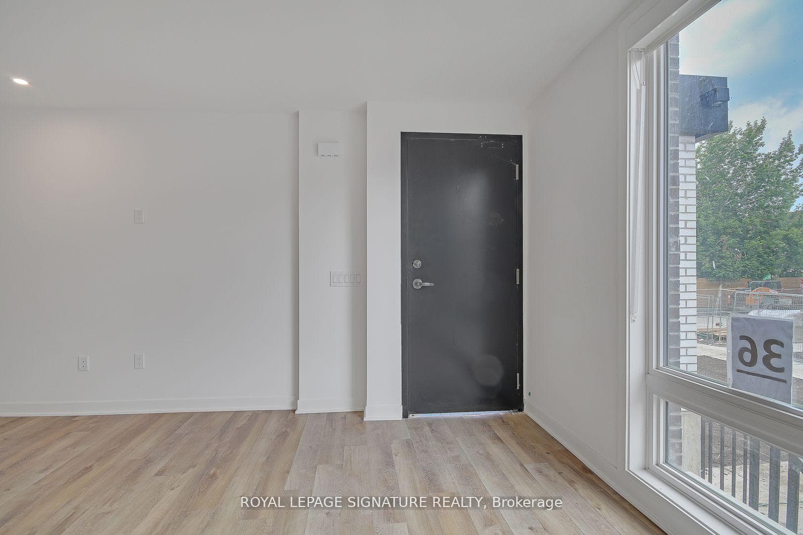 40 Ed Clark Gardens Unit TH11 photo 29