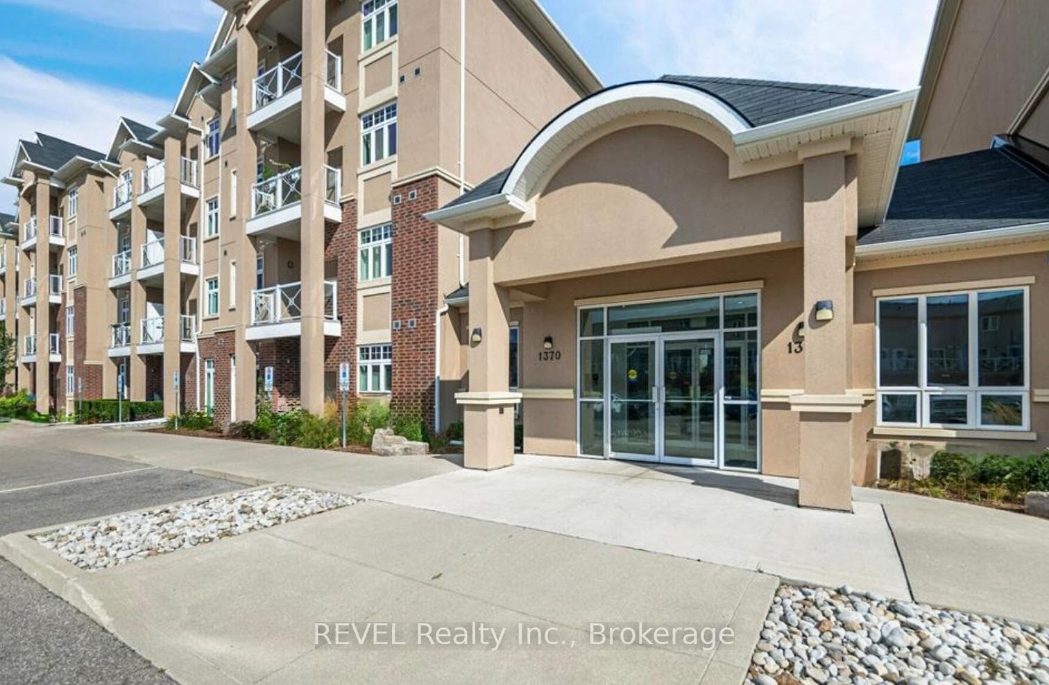 1370 Costigan Road Unit 311 photo 1