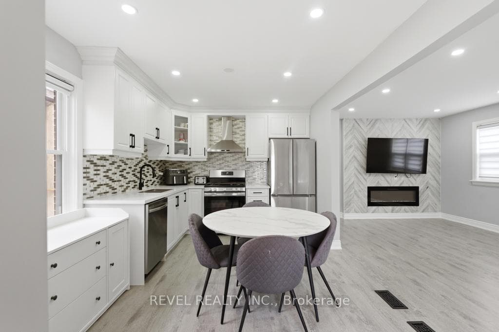 44 Jefferson Avenue photo 41