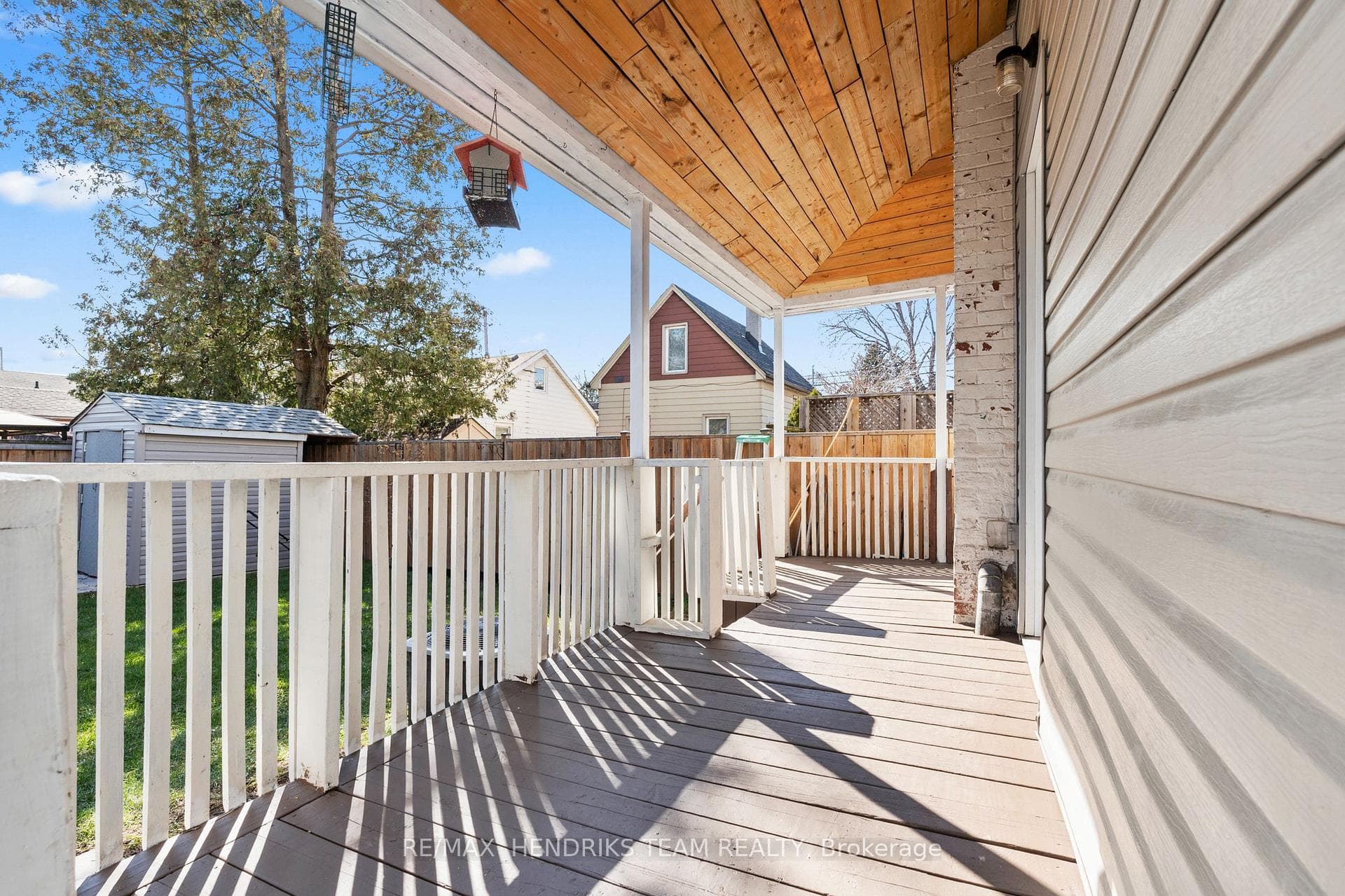 192 Wood Street photo 39