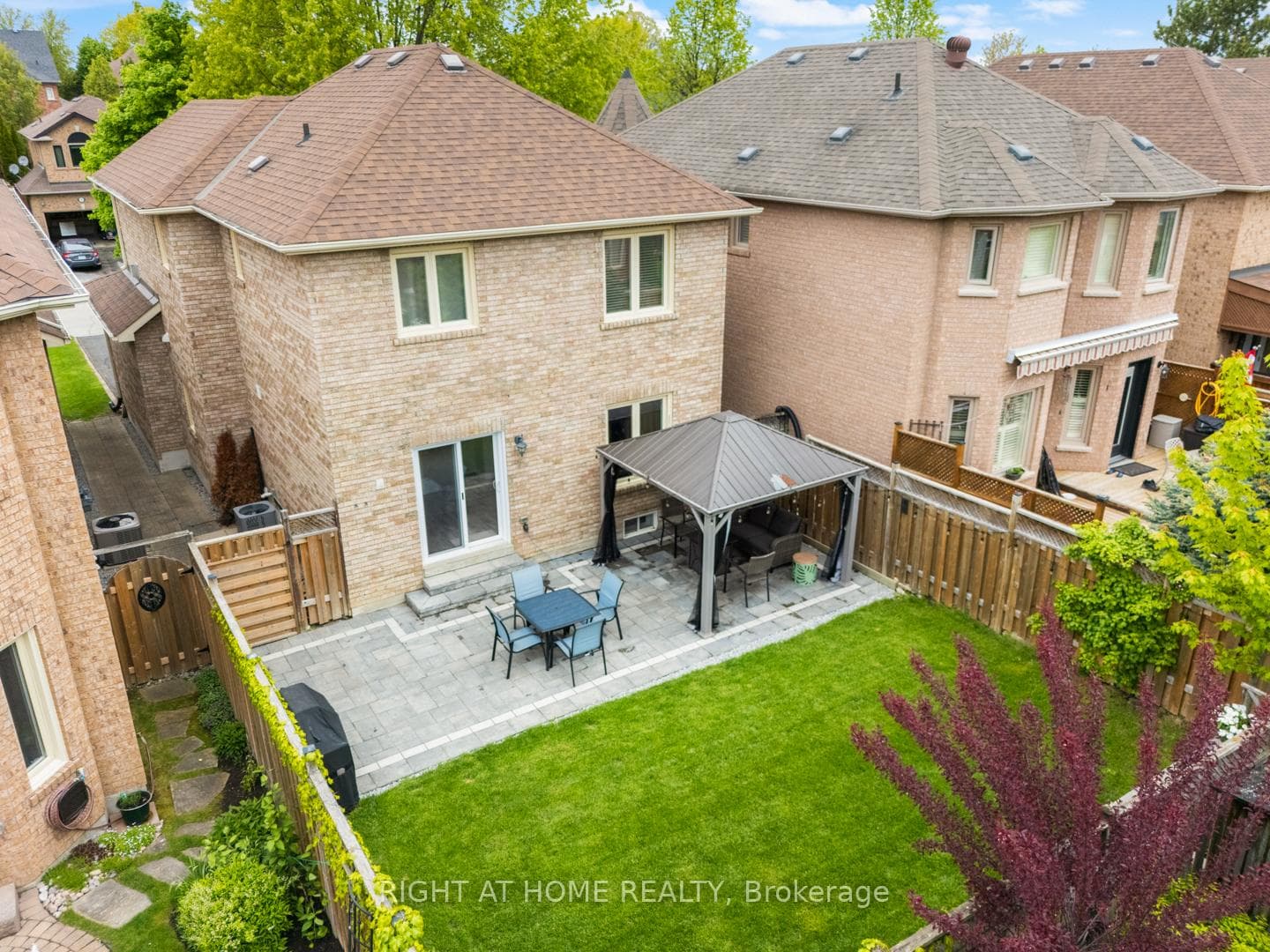 244 Rushbrook Drive photo 10
