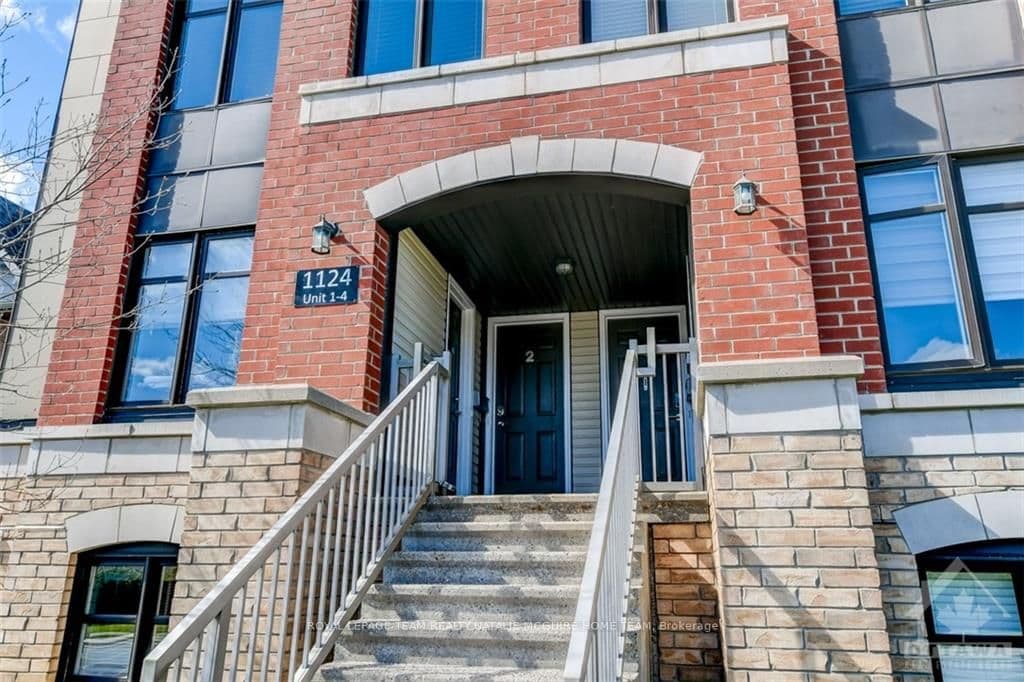 1124 DOCTEUR CORBEIL Boulevard Unit 2 photo 2