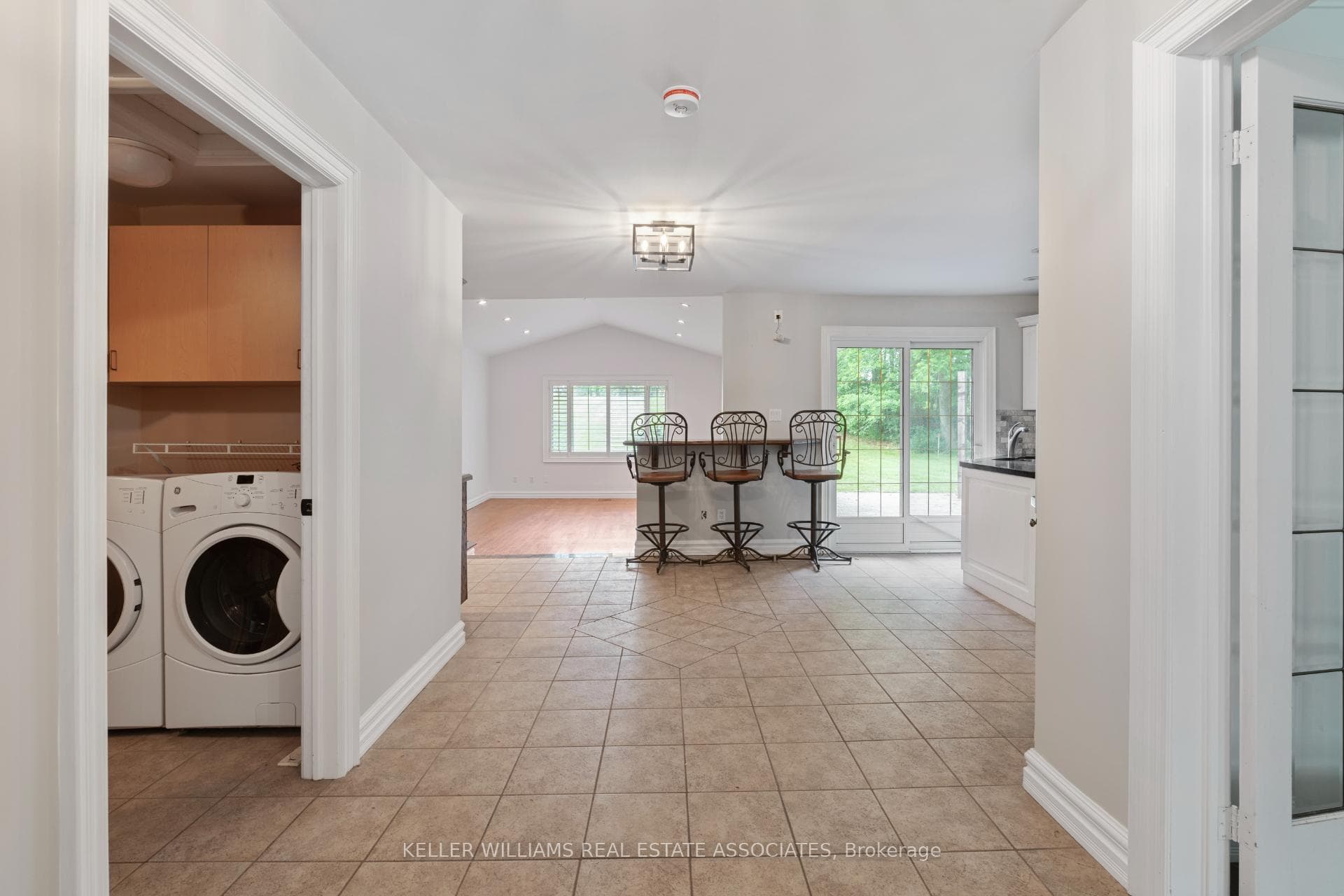 16590 Innis Lake Road photo 3