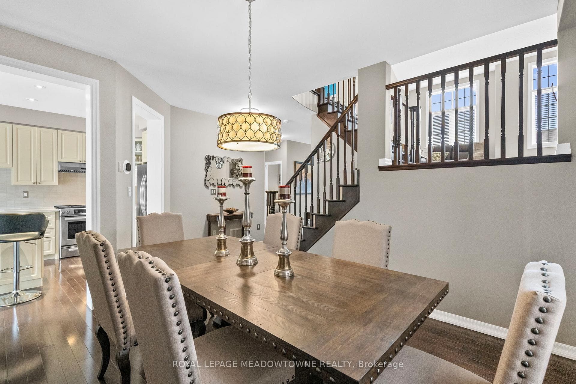 589 Bartleman Terrace photo 9