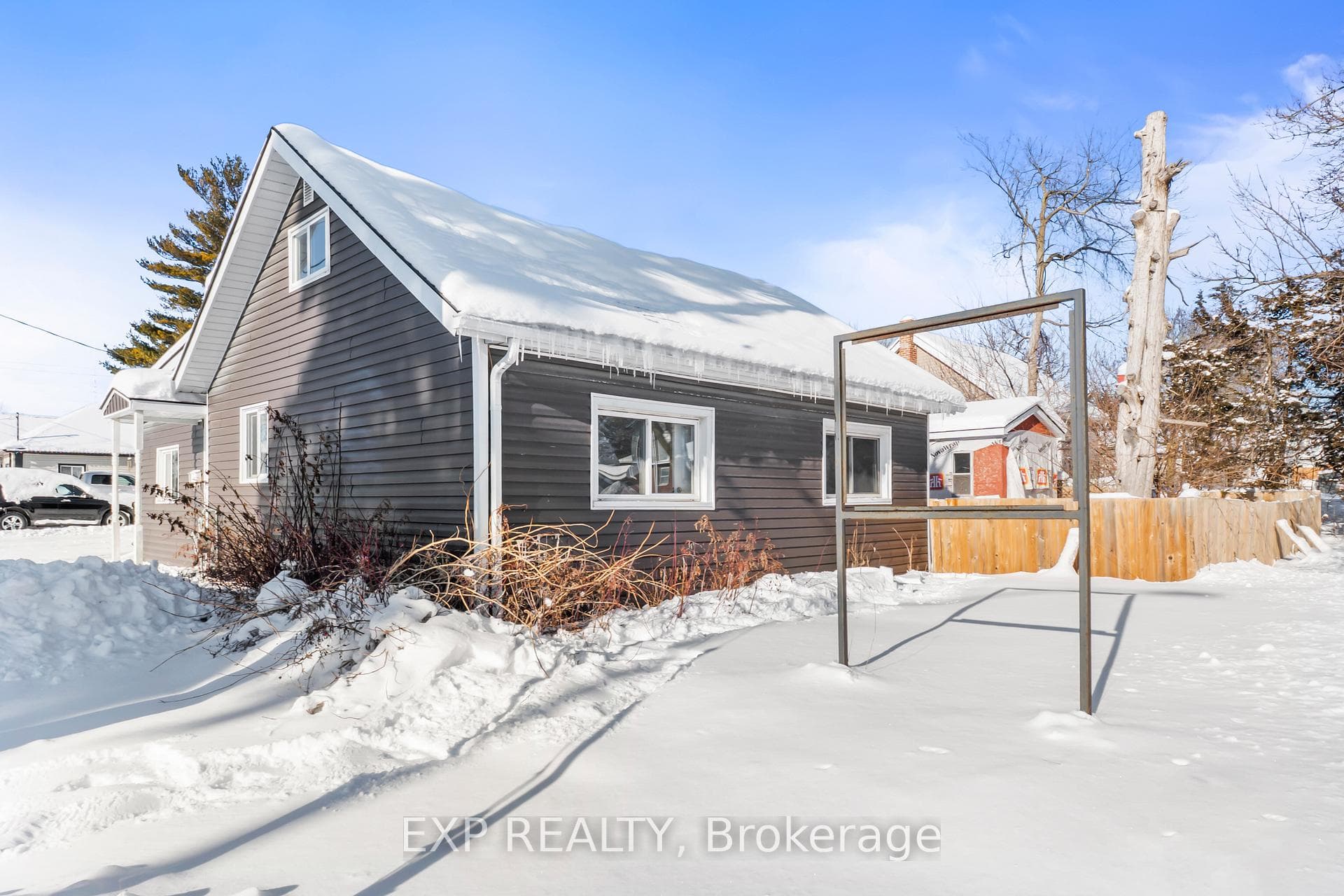254 Sidney Street photo 28
