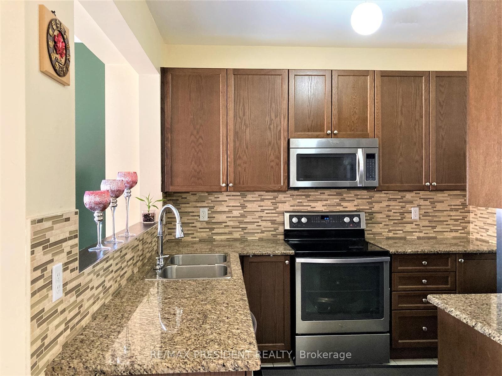 23 Gulfbrook Circle photo 6