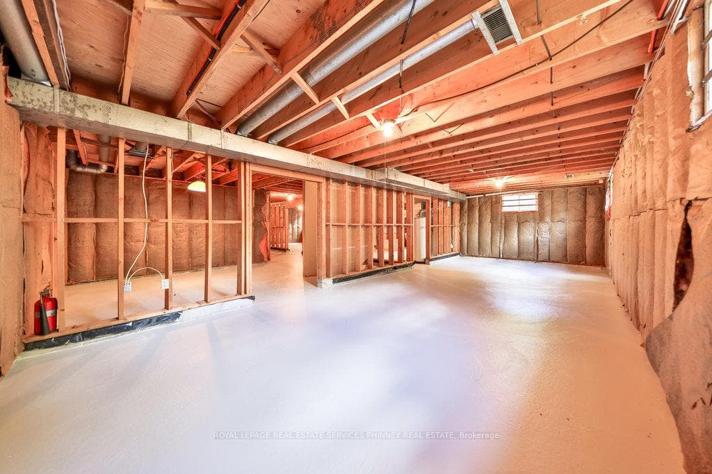 94 Germorda Drive photo 28