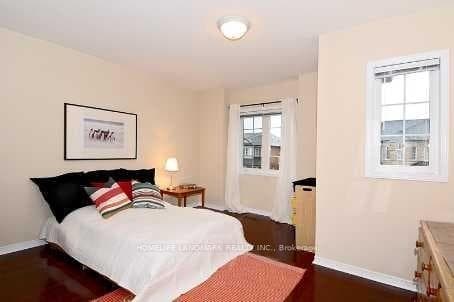 26 Macgregor Avenue photo 6