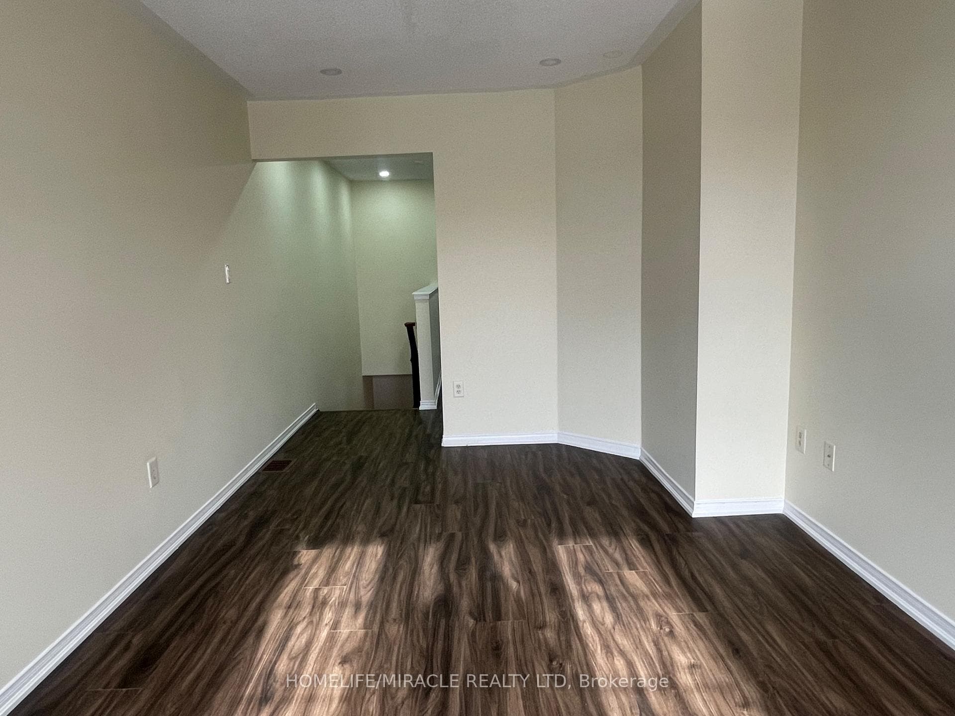30 Lonestar Crescent photo 15