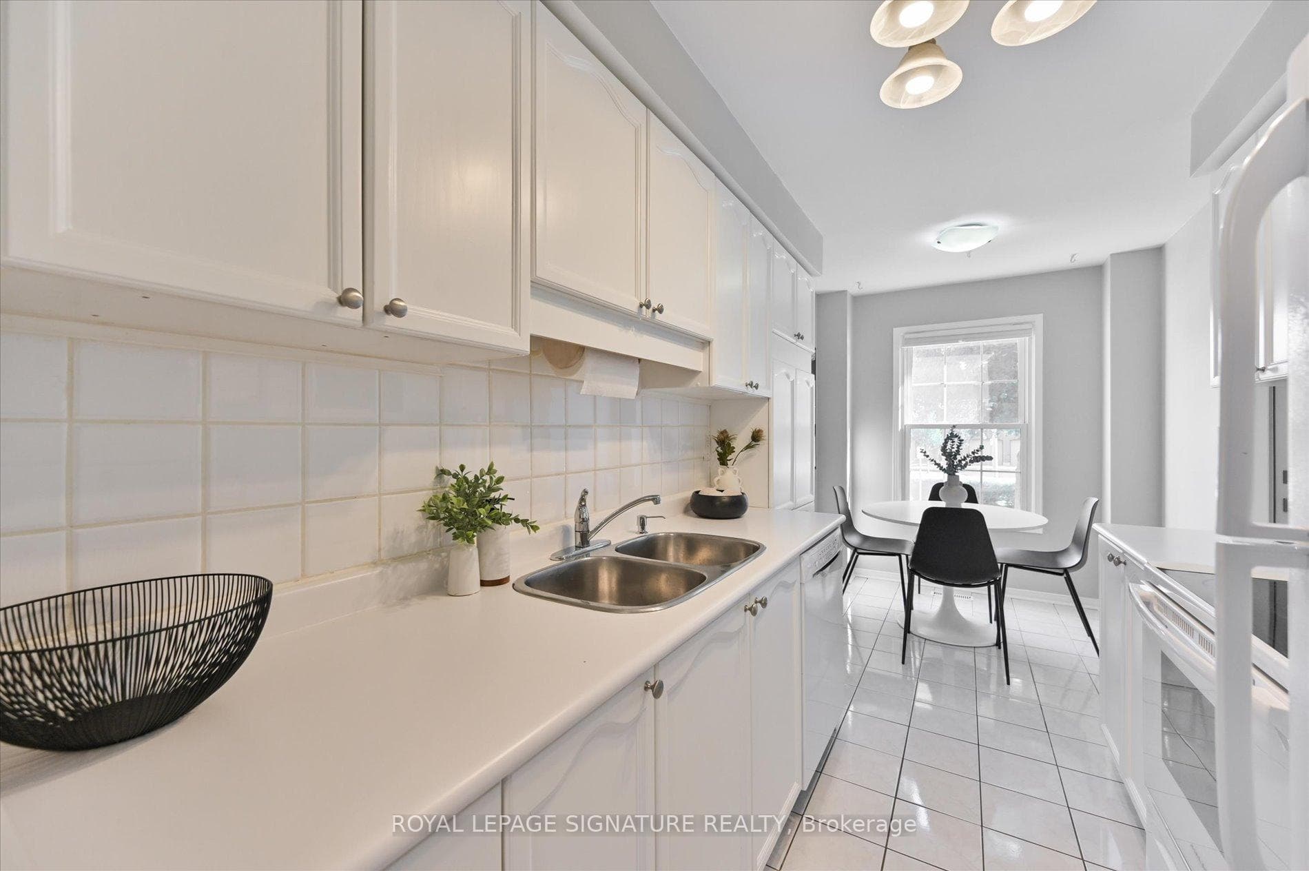 2935 Headon Forest Drive Unit 25 photo 5