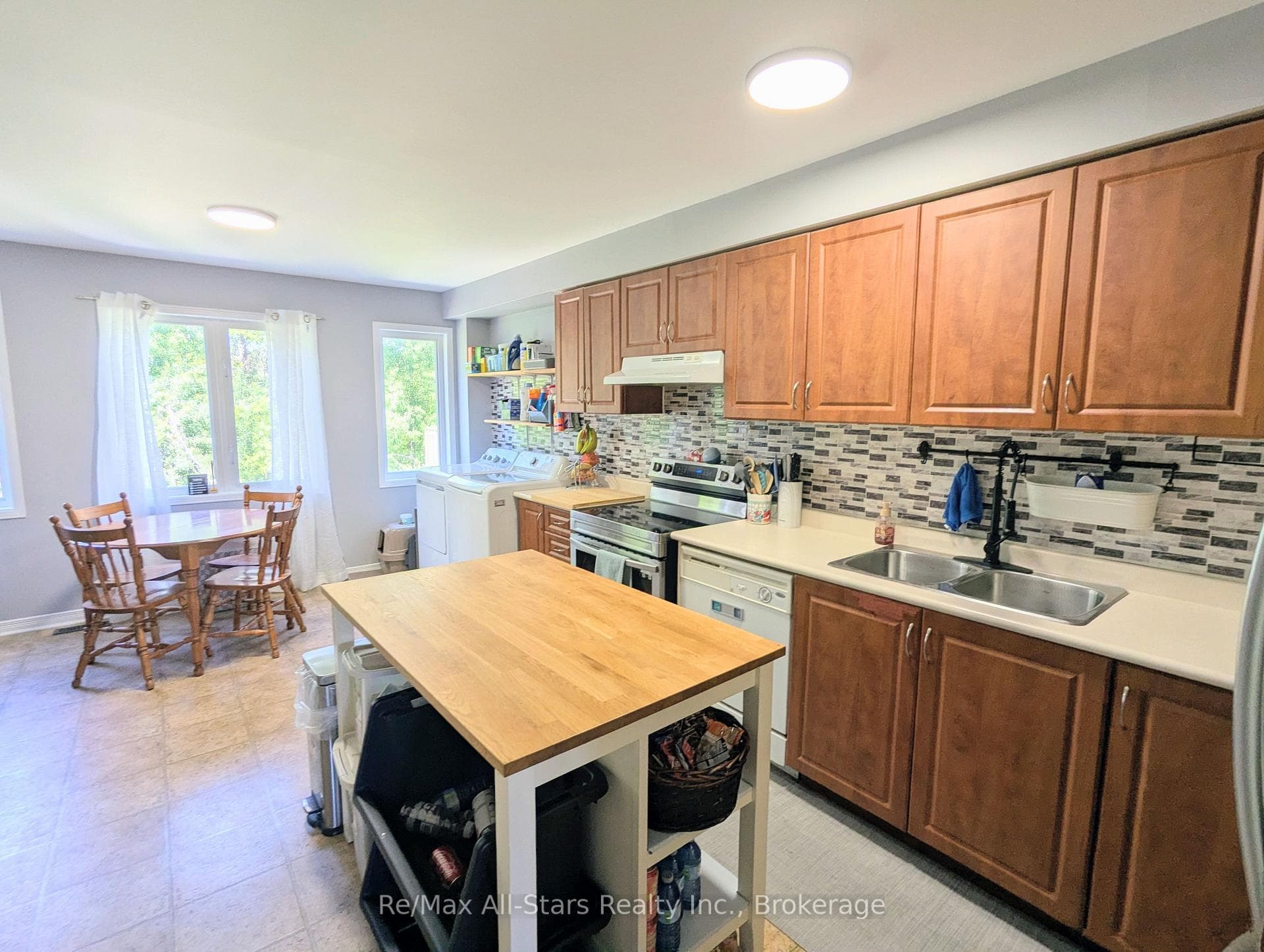 67 Brookside Street photo 3
