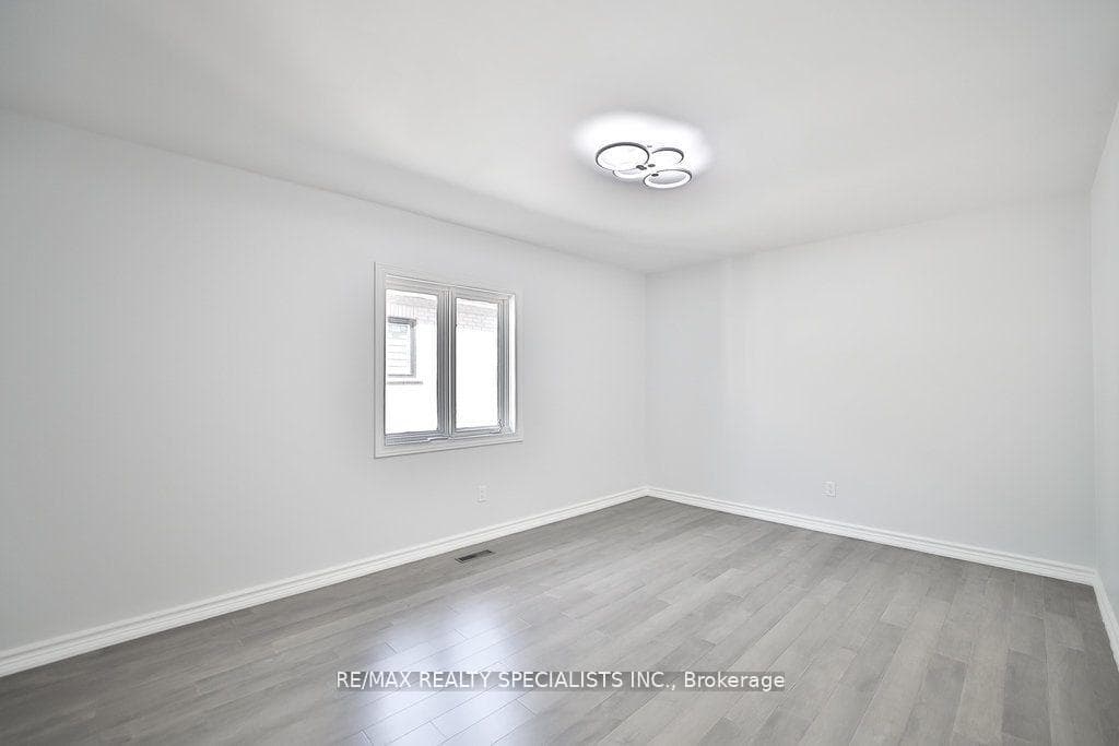 95 Luba Avenue photo 23