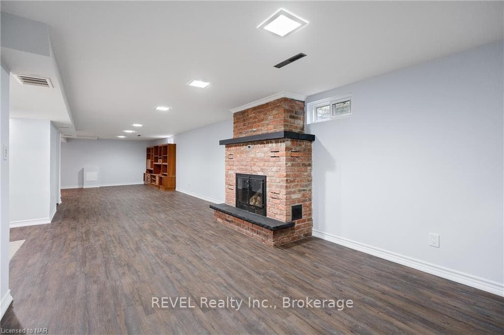 344 FIRST Avenue photo 25
