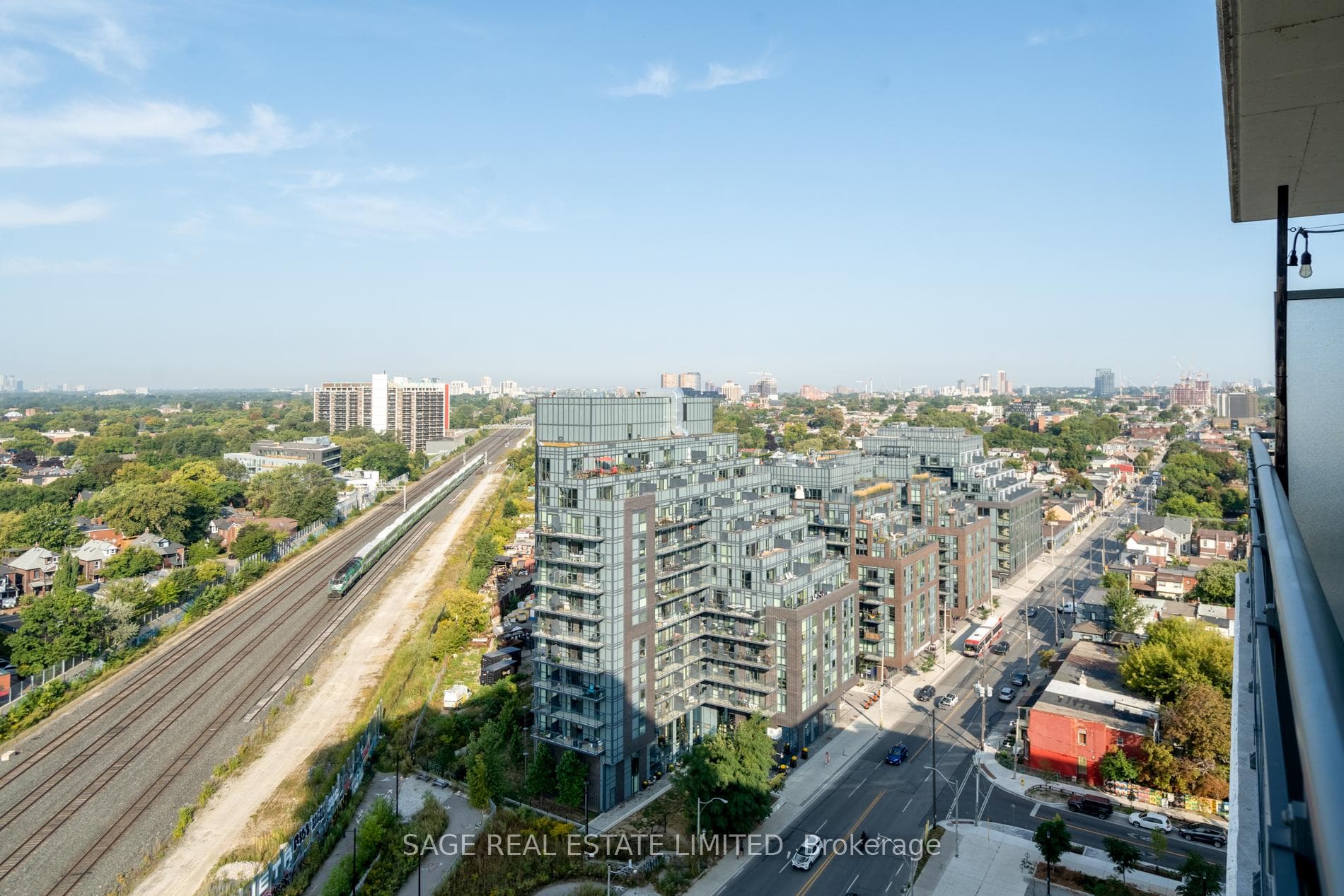 20 Minowan Miikan Lane Unit 1611 photo 29