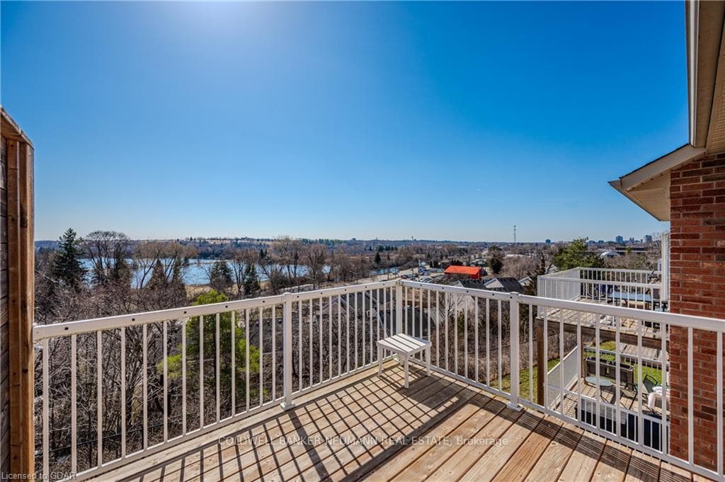 7 Cityview Drive Unit 205 photo 24