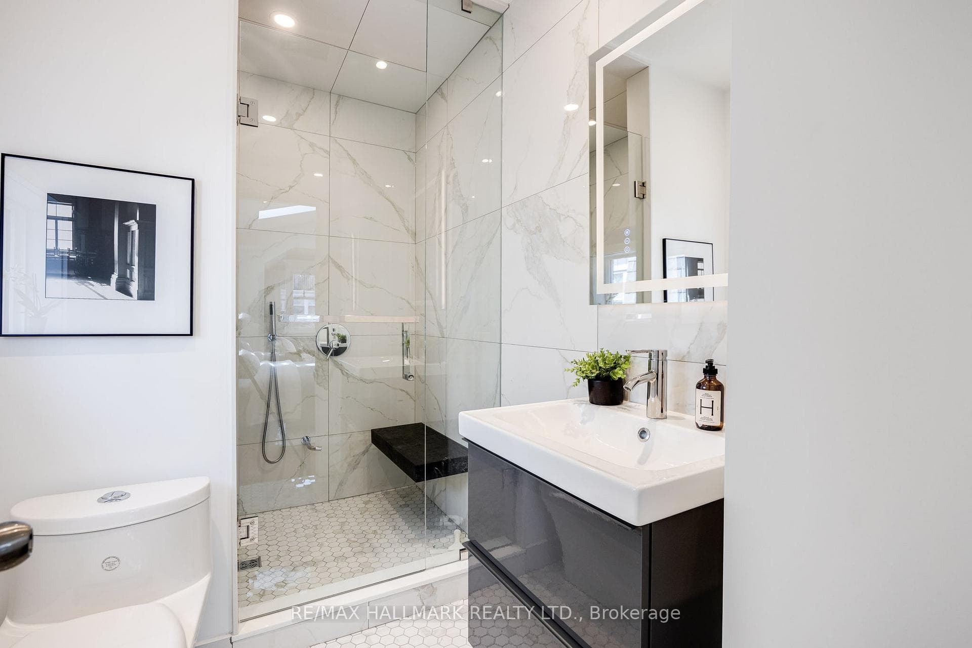 Primary Ensuite