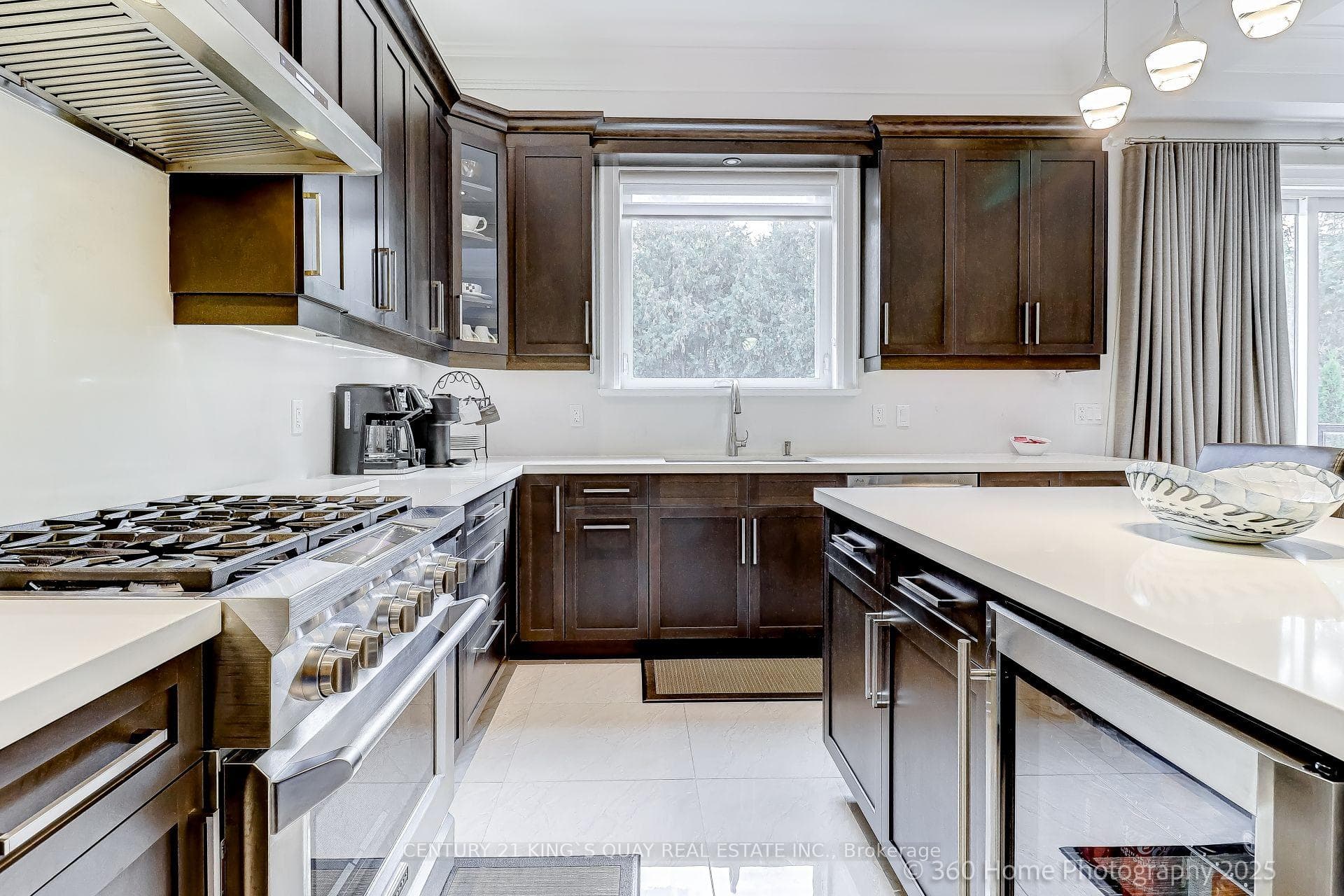 386 Alper Street photo 14