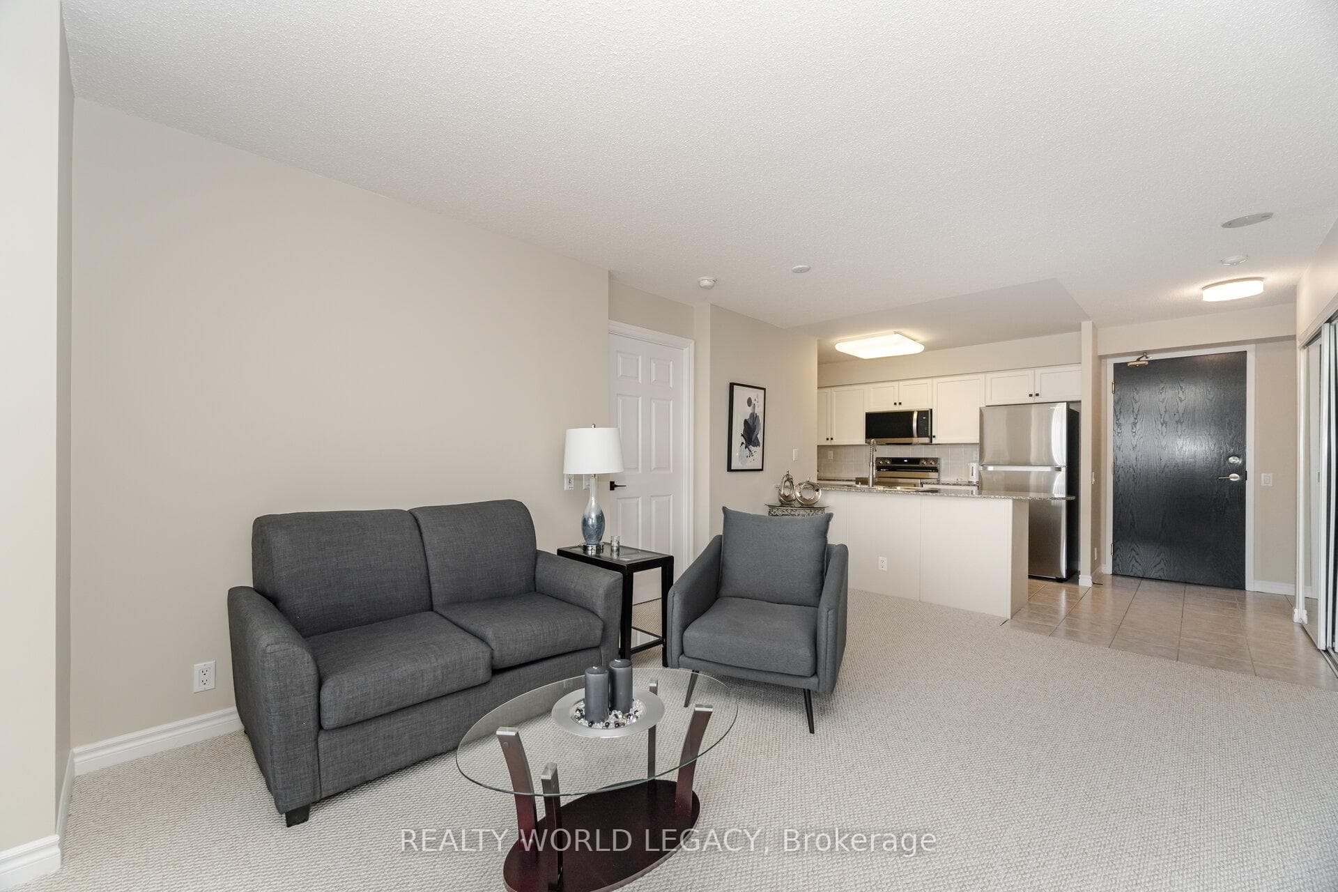 1720 Eglinton Avenue Unit 610 photo 18