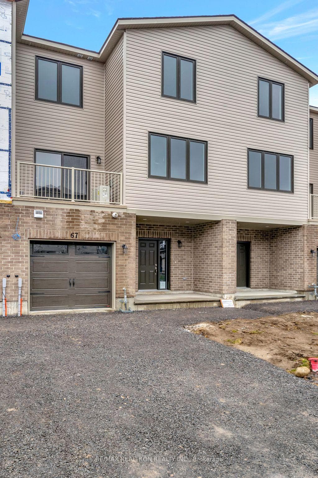 67 Evans Street photo 1