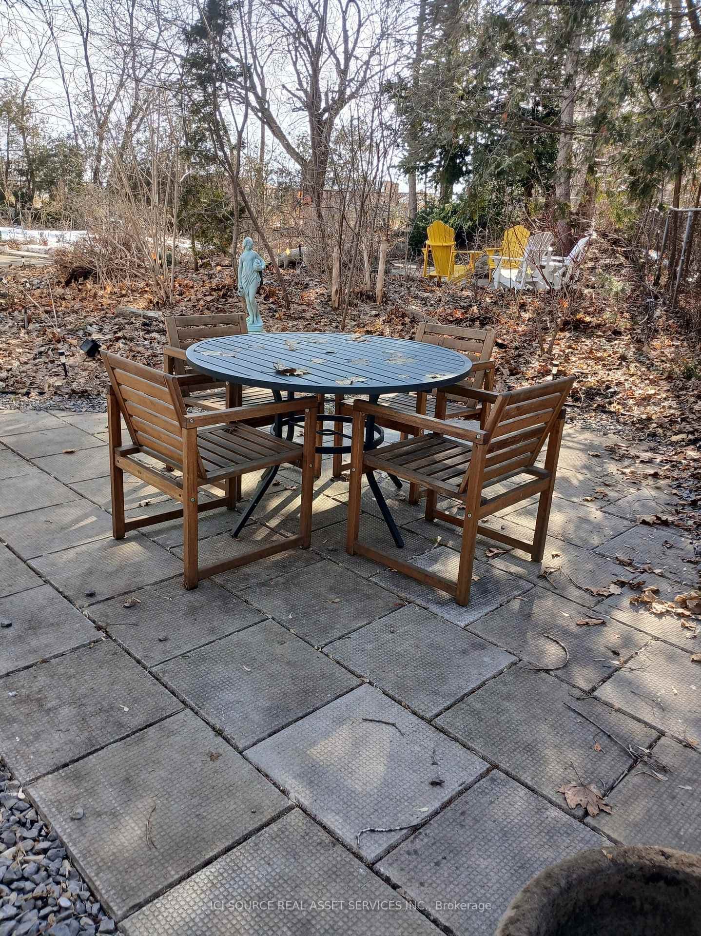 216 Brockville Street photo 29