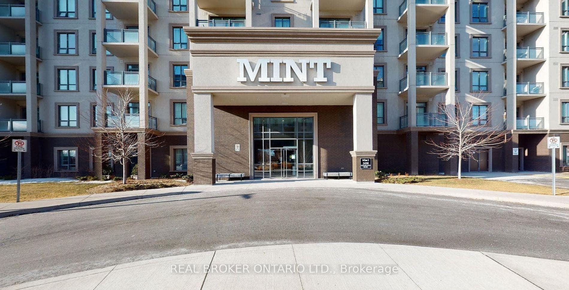2490 Old Bronte Road Unit 819 photo 2