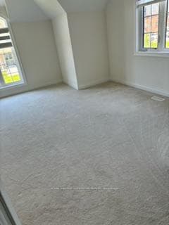 98 RUGMAN Crescent photo 37