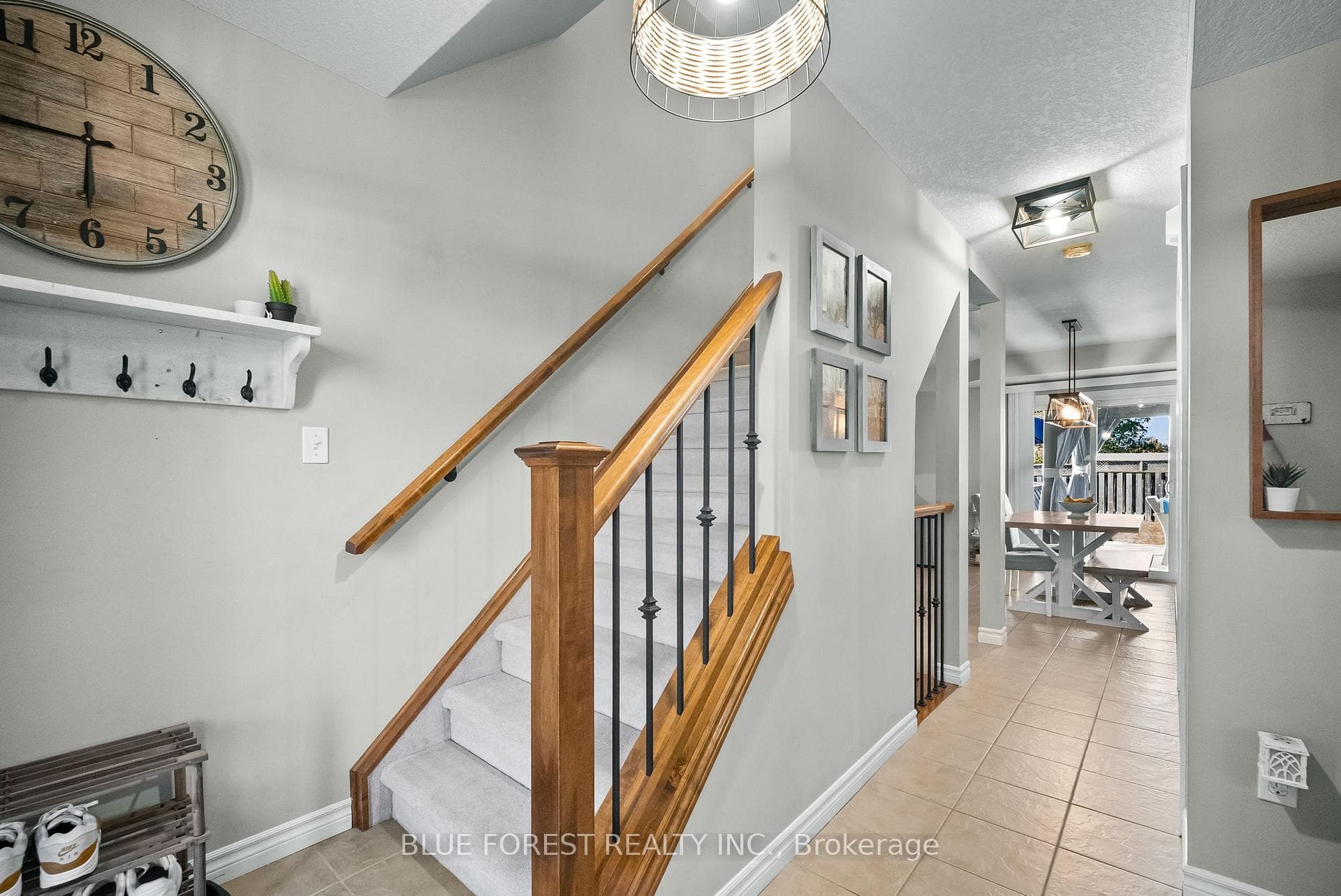 8 Meadowvale Drive photo 15