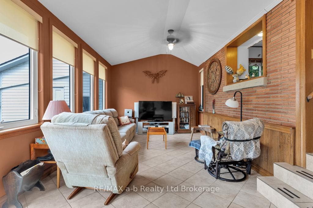 264419 Prouse Road photo 6