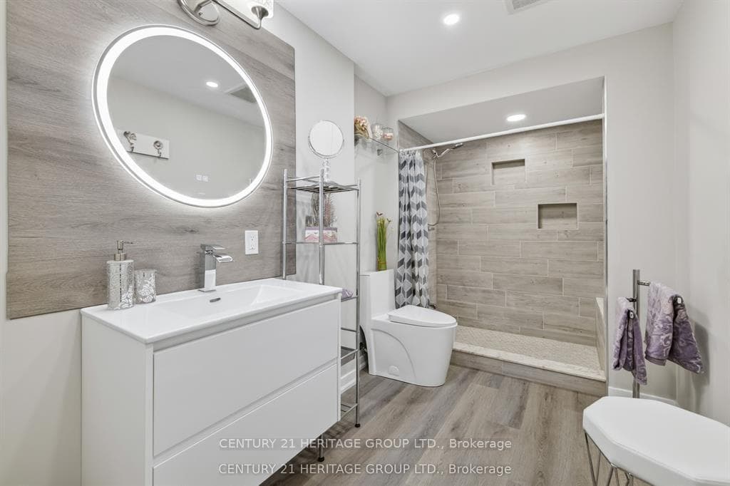 136 Riveredge Drive photo 24