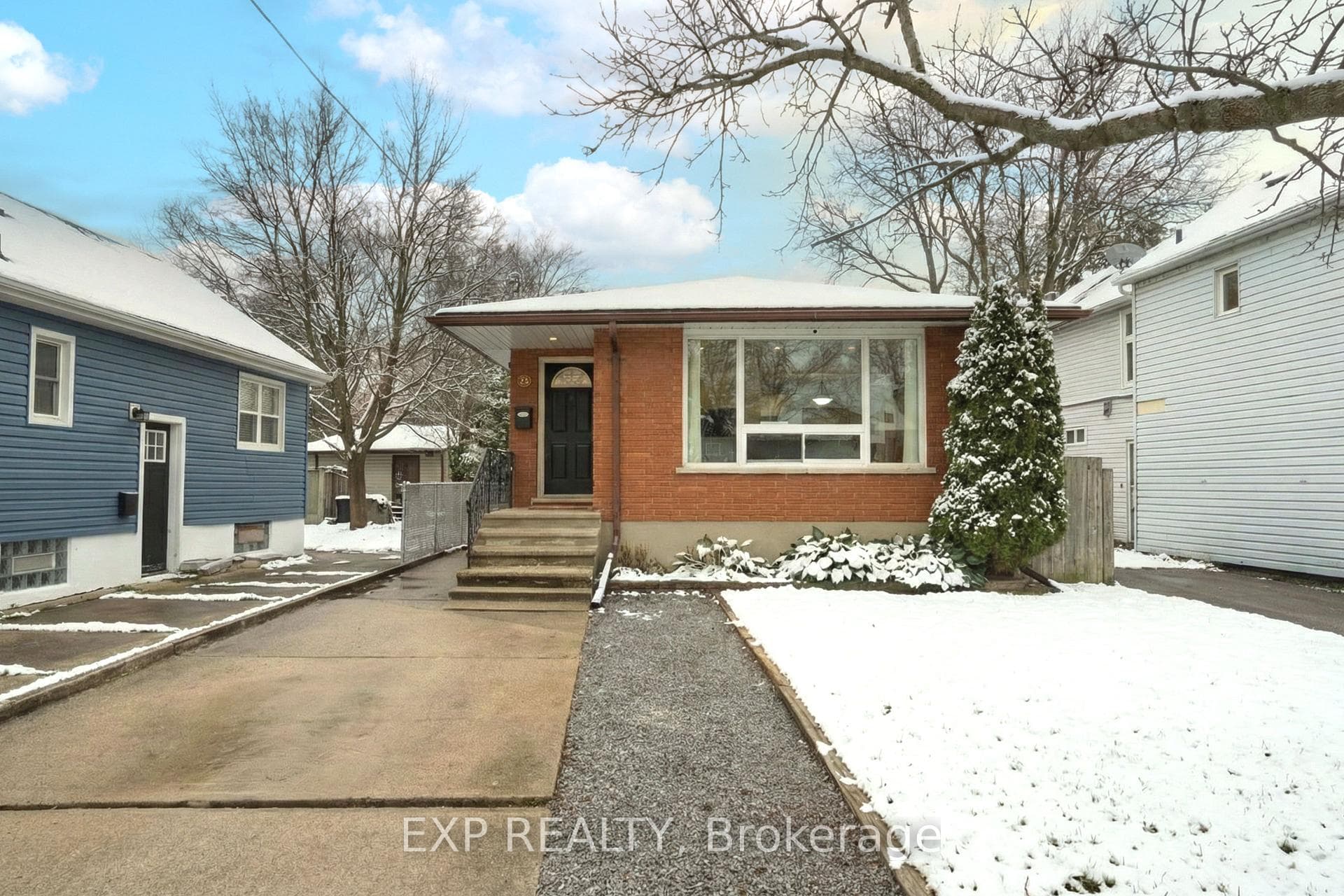 12 Lailey Street photo 1