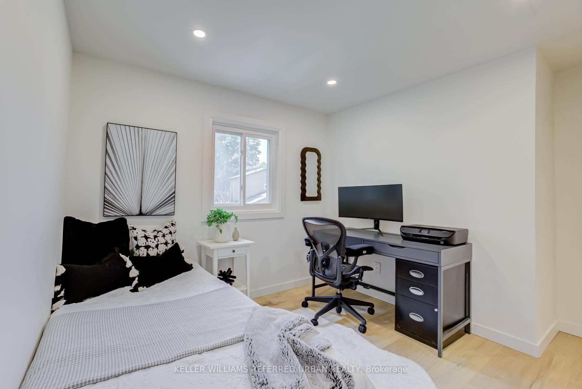 7 Cossar Drive photo 28