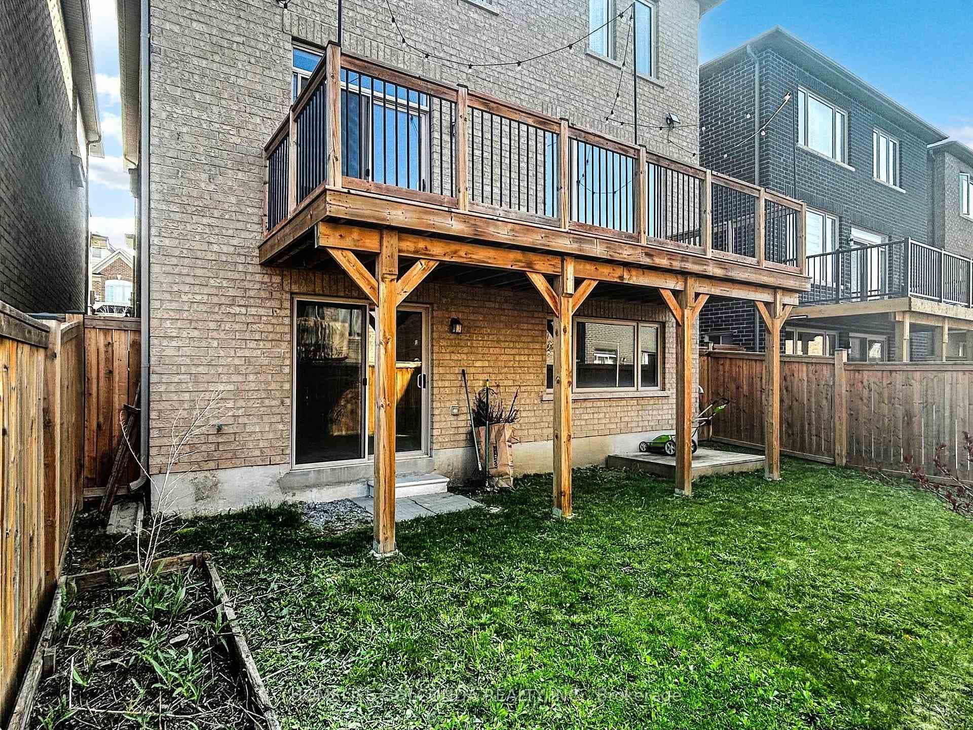 16 Eastgrove Square photo 50