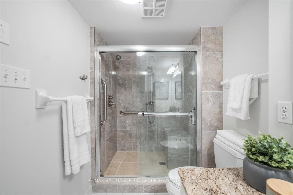 360 Watson Street Unit 504 photo 19