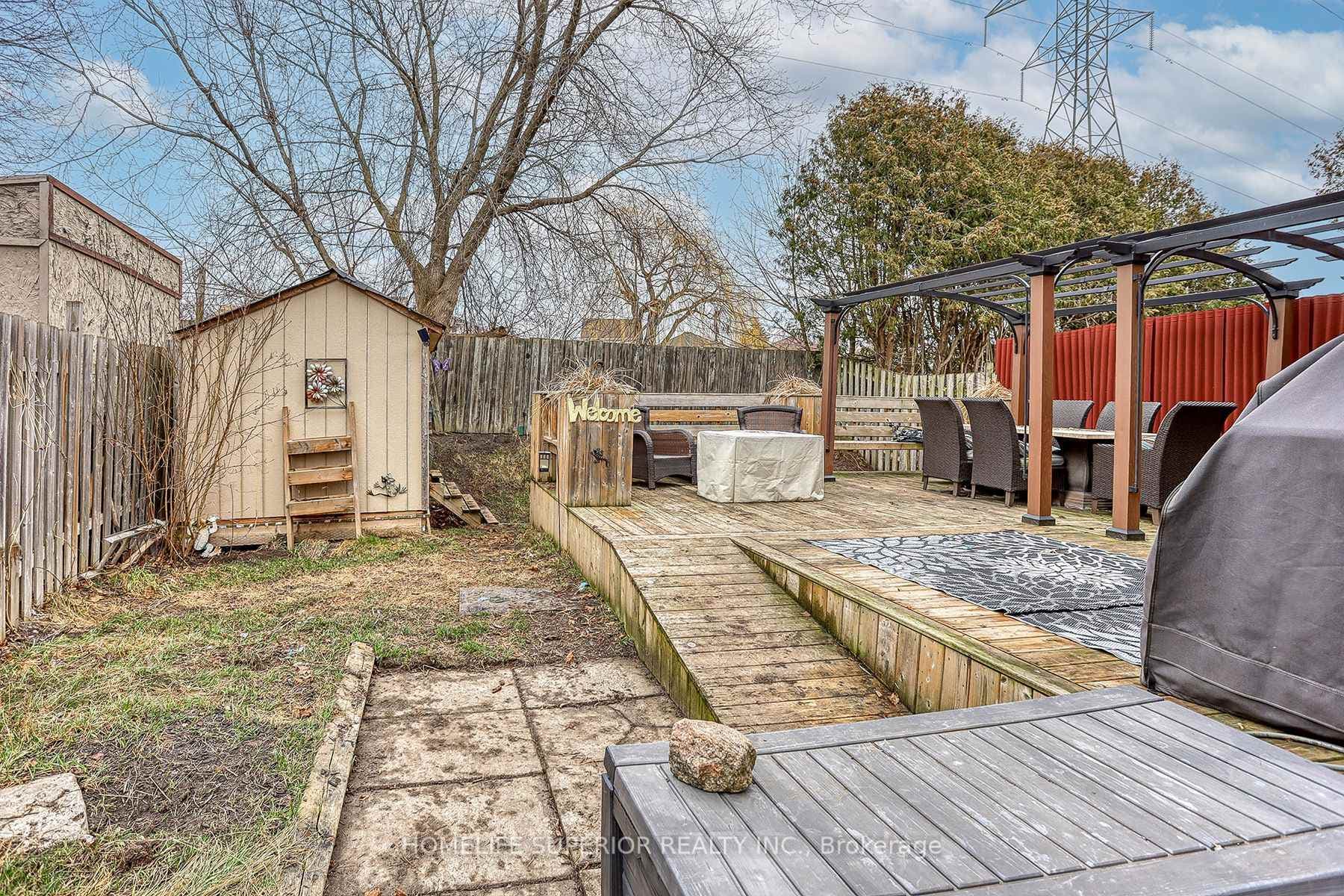 1295 Ludlow Court photo 27