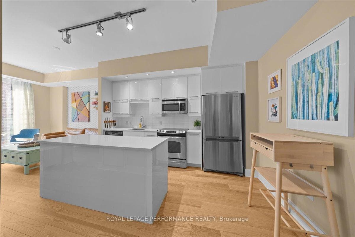 101 Richmond Road Unit 616 photo 14