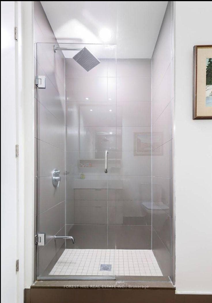 5 Soudan Avenue Unit 3111 photo 10