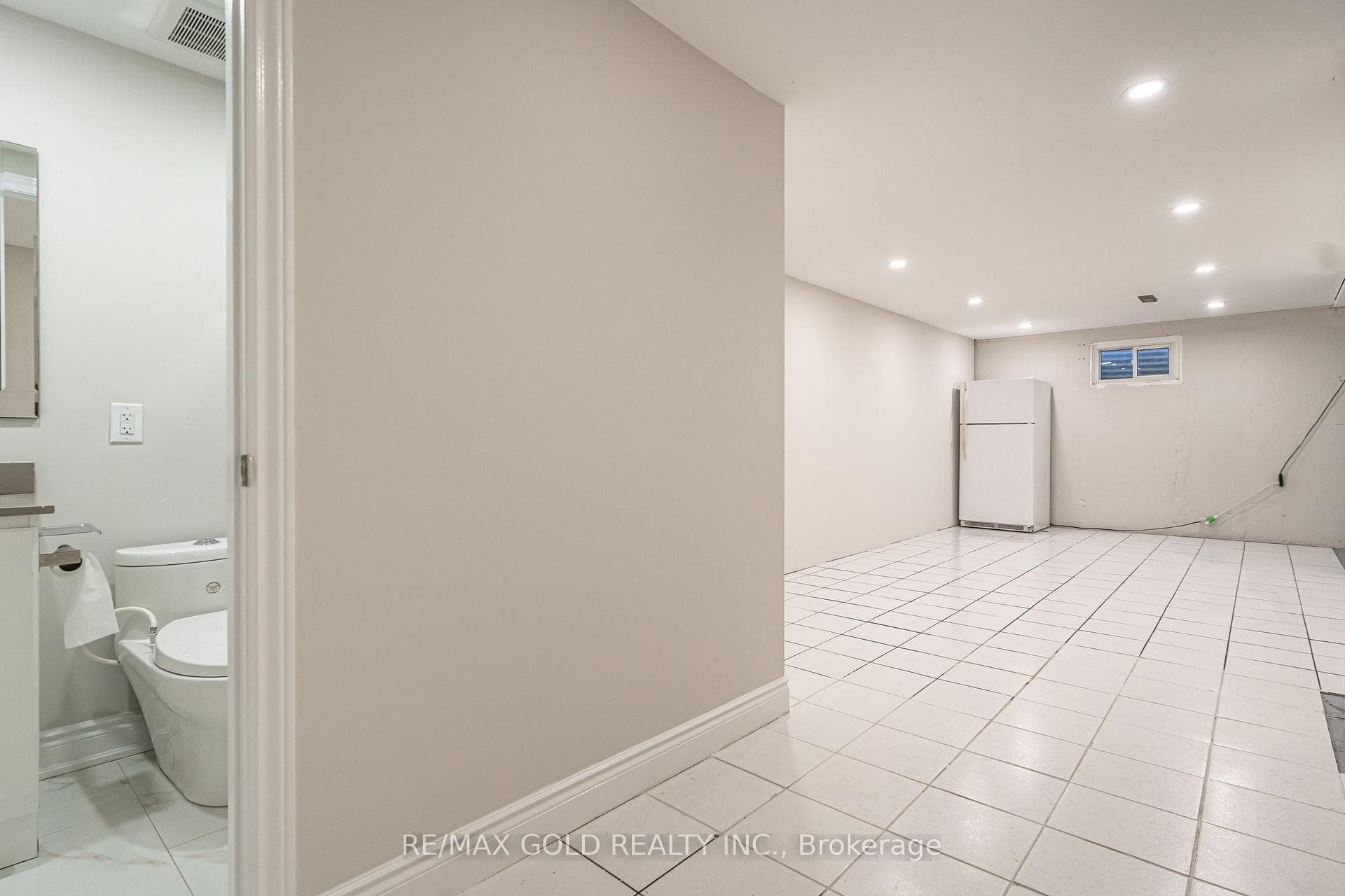 9 Dalton Place photo 29