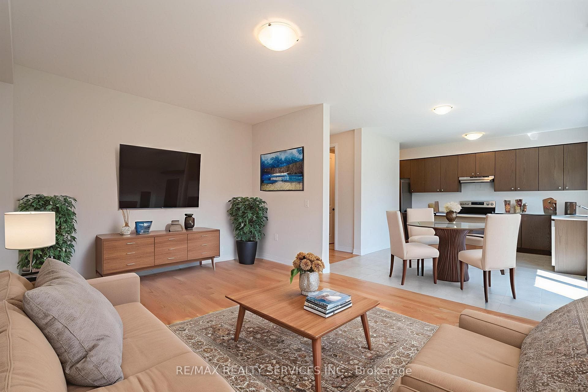 269 dingman Street photo 13