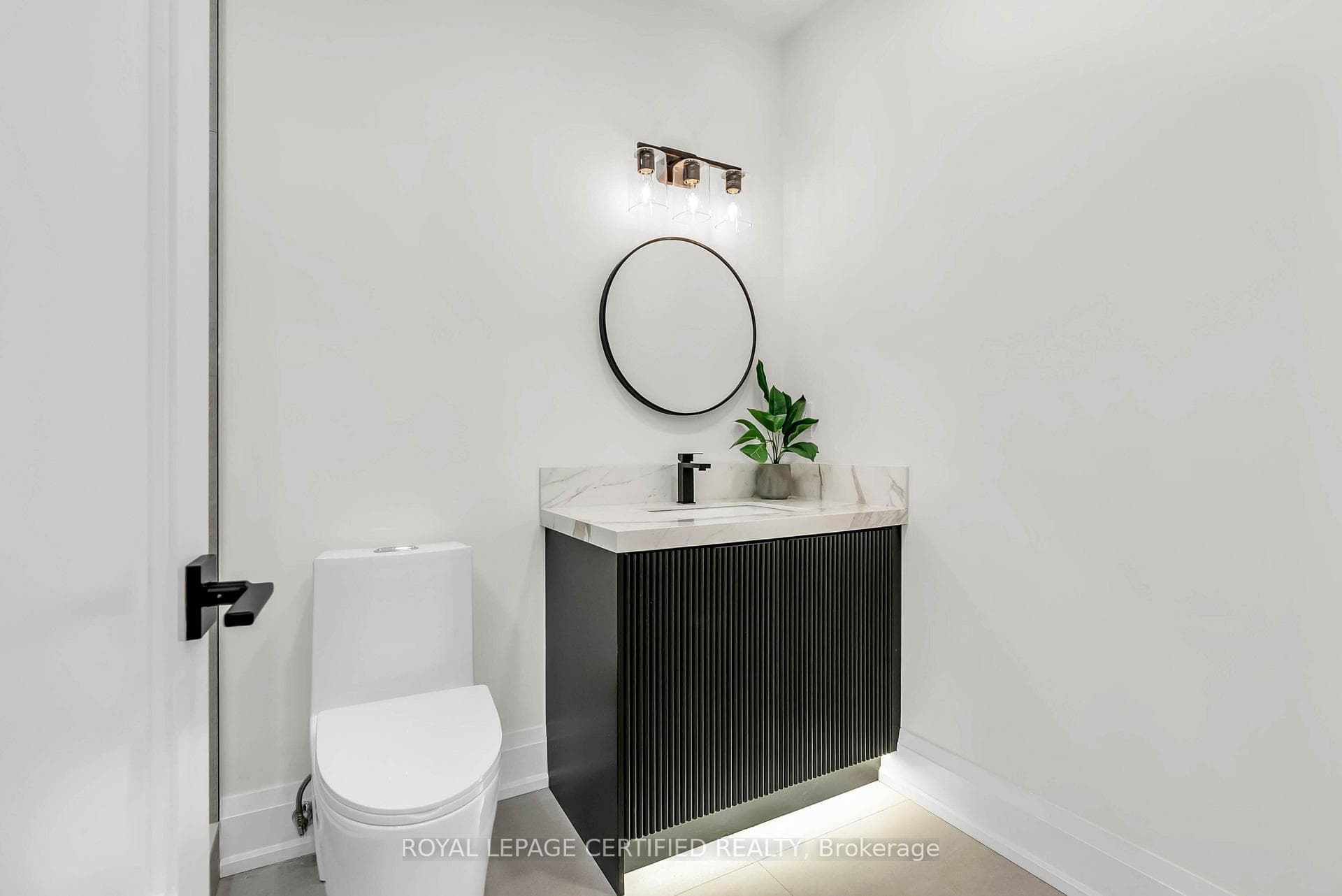 Full Bathroom in Basement
