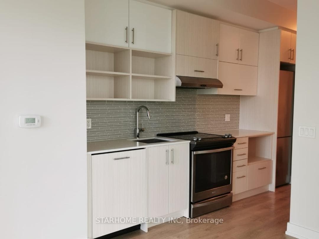128 Fairview Mall Drive Unit 1408 photo 1