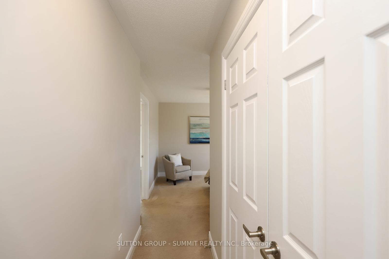 378 Blinco Terrace photo 23