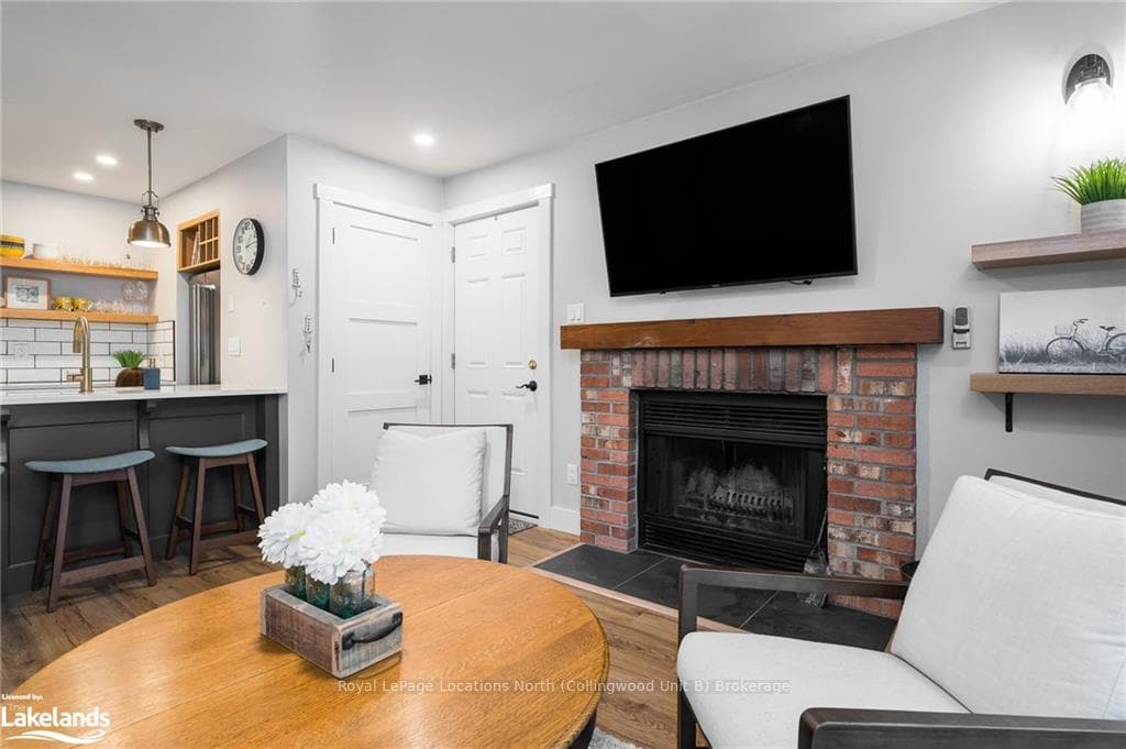 27 DAWSON Drive Unit 126 photo 16