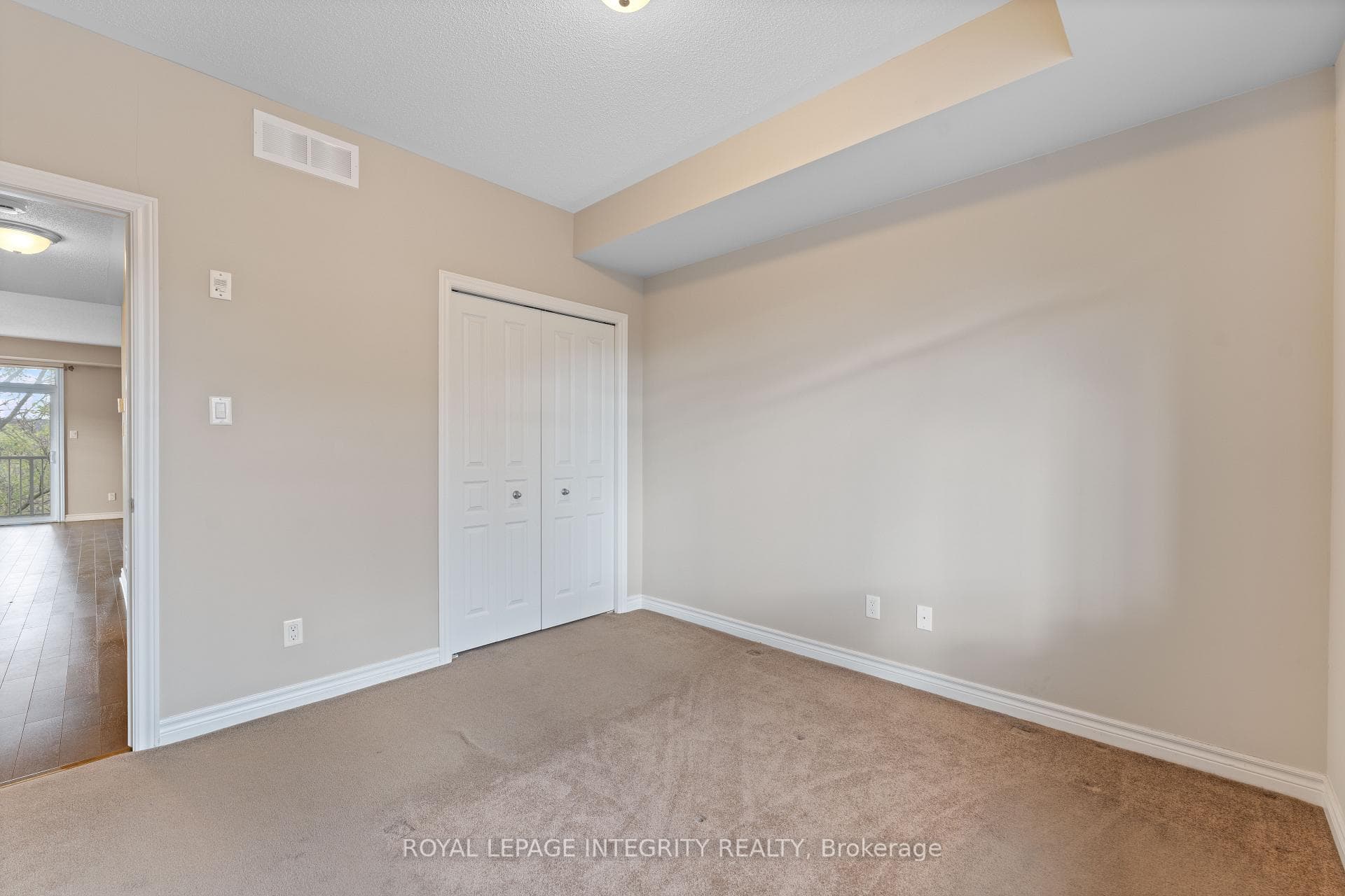 21 Tadley Private Unit F photo 21