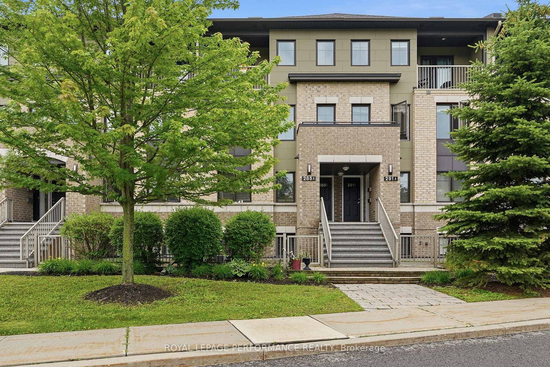 285 Titanium Private Unit B photo 3